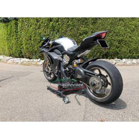 CARENAGE COMPLET EN CARBONE VERSION ROUTE PANIGALE V4 WINGLET