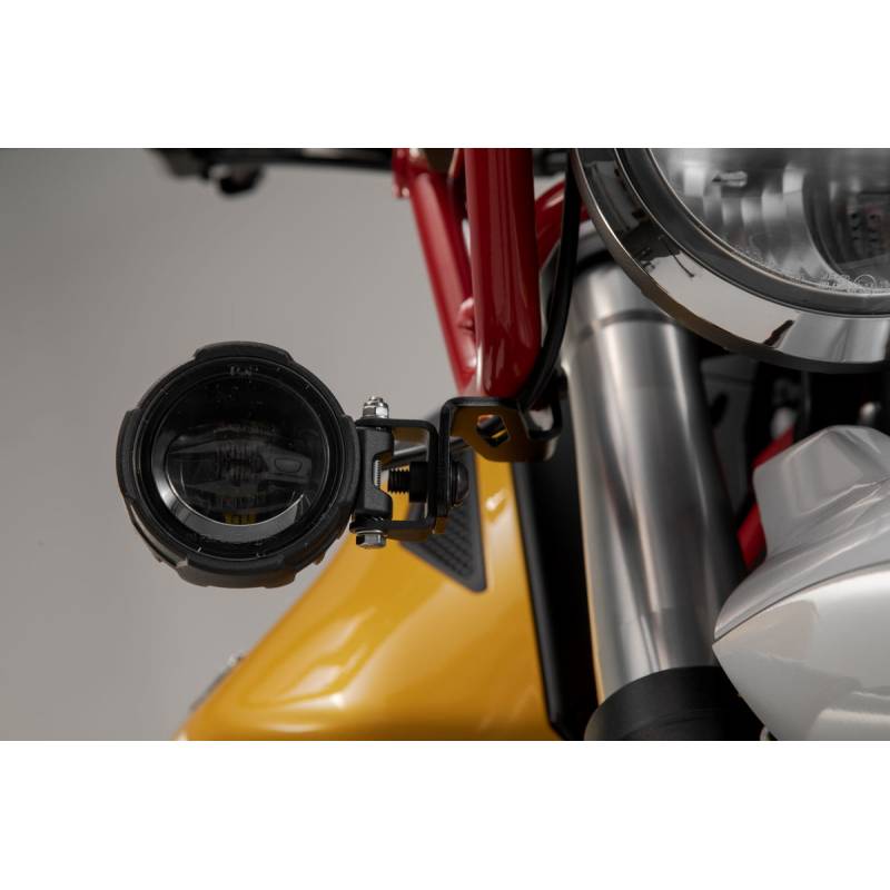 Kit feux anti-brouillard Moto-Guzzi V85TT - SW Motech EVO