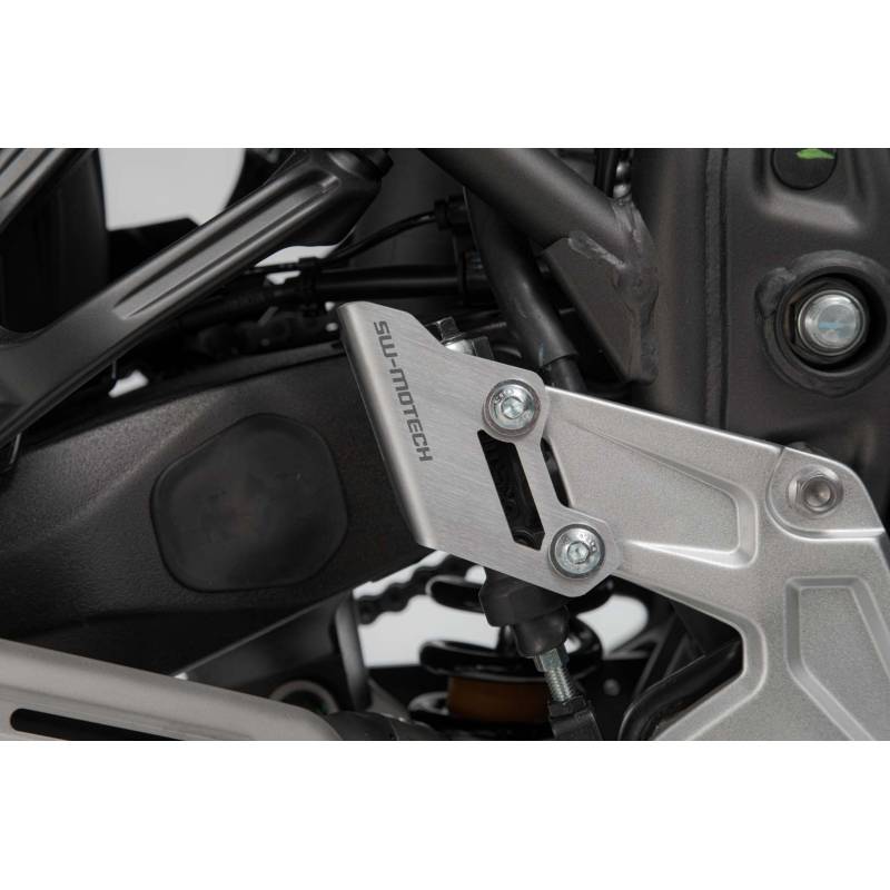 Protection de maître-cylindre arrière Yamaha Ténéré 700 - SW MOTECH BPS.06.799.10000/S