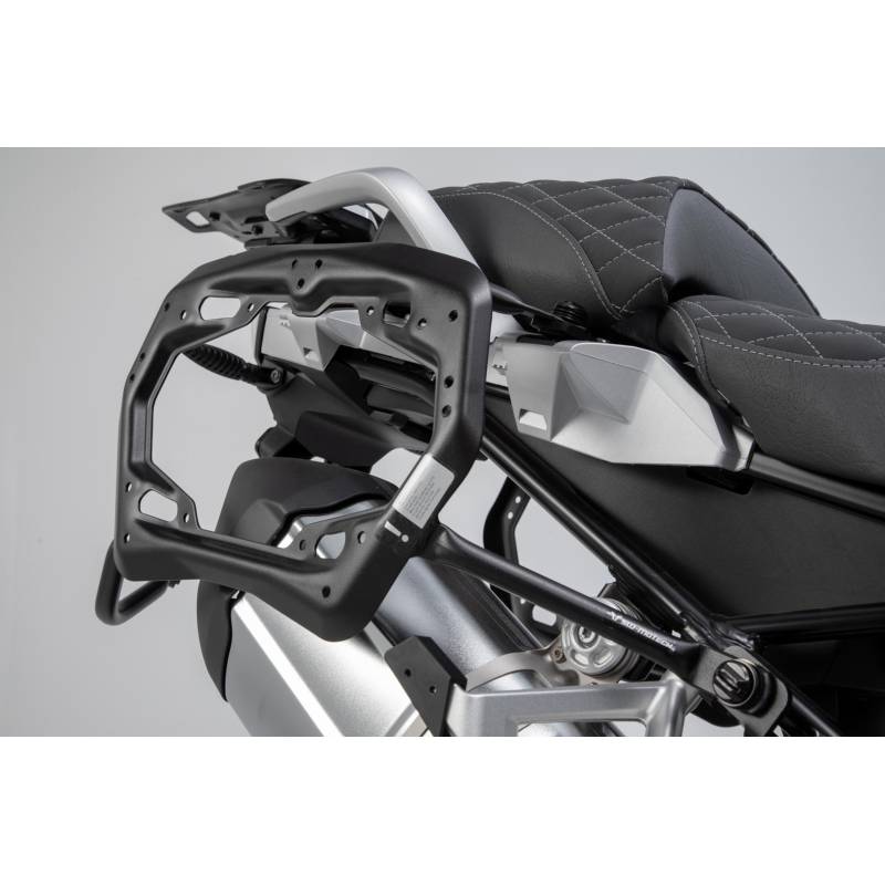 SW MOTECH Supports latéraux PRO Noir. BMW R1200GS (12-), R1250GS (18-).