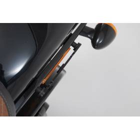 SW MOTECH Support latéral SLH gauche  Harley-Davidson Softail Street Bob (17-).