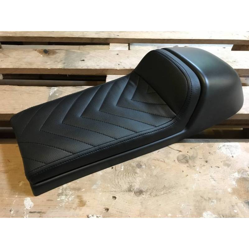 SELLE CAFE RACER BLACK VENDETTA TYPE 57 L : 60cms