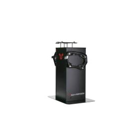 Présentoir de vente avec équipement Thème: TRAX ADV 45/45l. Argent et accessoires.