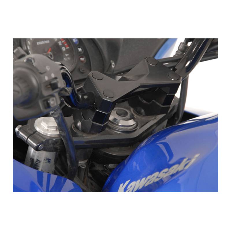 Réhausseur de guidon Diamètre 22 mm. h20 mm. Noir. Kawasaki Z 1000 / Z 750. Réhausseur de guidon Diamètre 22 mm. h20 mm. Noir. Kawasaki Z 1000 / Z 750.