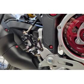 Protection maître-cylindre frein arrière Ducati DersertX - CNC Racing PR324B