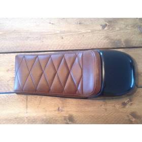 SELLE CAFE RACER CHOCOLAT BROWN TYPE 39 L : 60cms