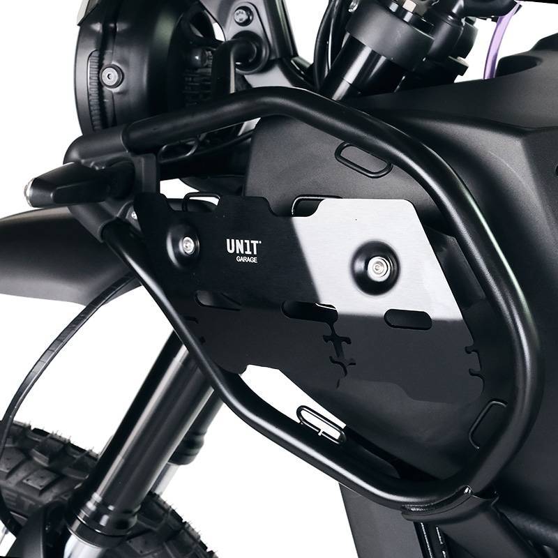 Protections latérales en aluminium noir pour himalayan 450 (à partir de 2024)