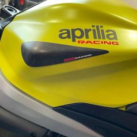 Sliders de réservoir Aprilia RS660 et Tuono 660 - RG Racing carbone