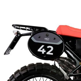 Chiffres adhésifs blancs Unit Garage U077WH