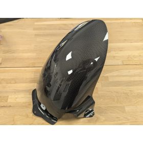 GARDE BOUE ARRIERE CARBONE DUCATI MONSTER 600 / 750 - AVIACOMPOSITI
